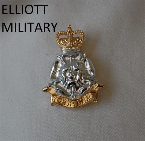 Yorkshire Brigade Cap Badge Elliott Military