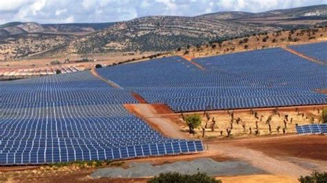 In Spagna nascerà Francisco Pizarro limpianto fotovoltaico più grande