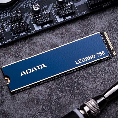 Ssd Adata Legend Gb M