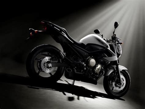 Yamaha XJ6 600 Naked 2010 Galerie Moto MOTOPLANETE