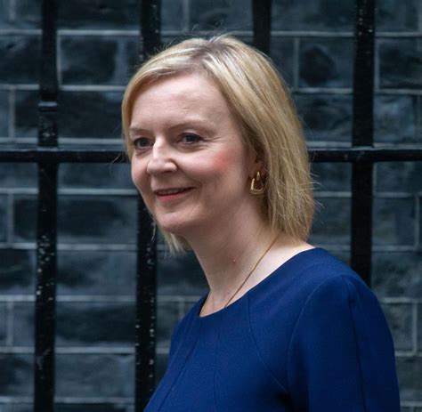 Abschied Von Brexit Versprechen Liz Truss Will Regeln Für Arbeitsvisa