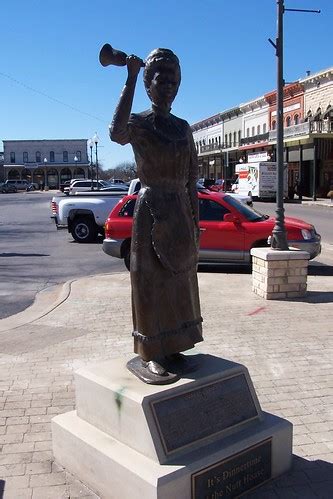 Mary Lou Watkins Statue On The Couthouse Square Granbury Flickr