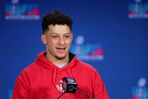 Patrick Mahomes Reacts To Jalen Hurts' Big Contract Extension