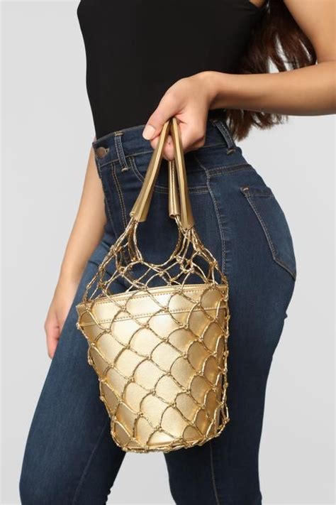 Pin By Evelyn Self On Purses Bucket Bag Bags Gold Fashion