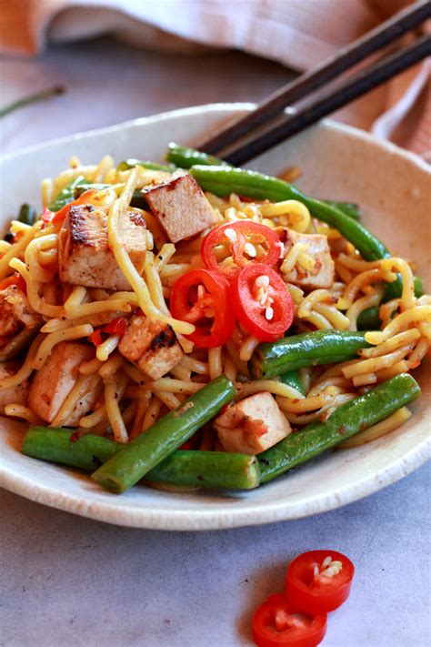 Crispy Ginger Tofu Green Bean Stir Fry Noodles Vegan Easy