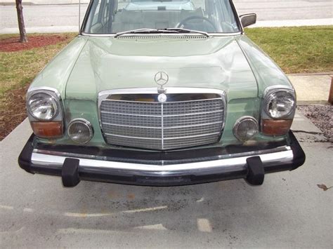 1974 Mercedes-Benz 240D - Information and photos - MOMENTcar