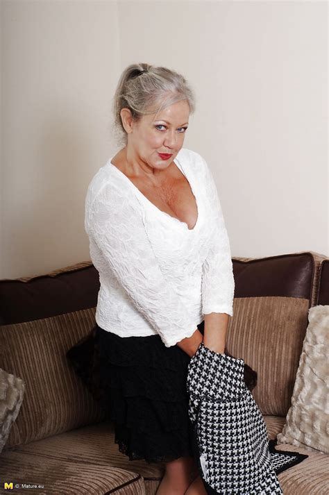 Real Amateur European Granny Expose Pics XHamster