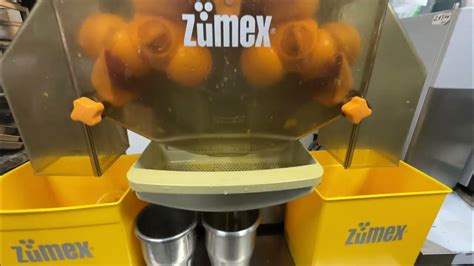 Профессиональная соковыжималка для цитрусовых ZumeX Speed Up - YouTube