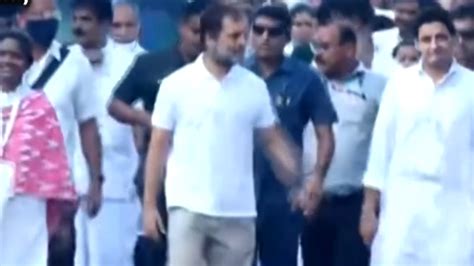 Rahul Gandhi Resumes ‘bharat Jodo Yatra On Day 18 From Thrissur