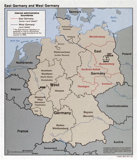 Large detailed political and administrative map of East Germany and ...