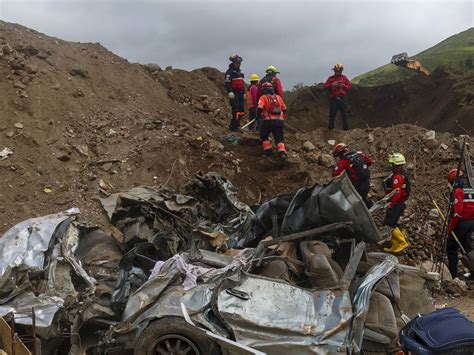 La cifra de muertos por el alud en Alausí ascendió a 51