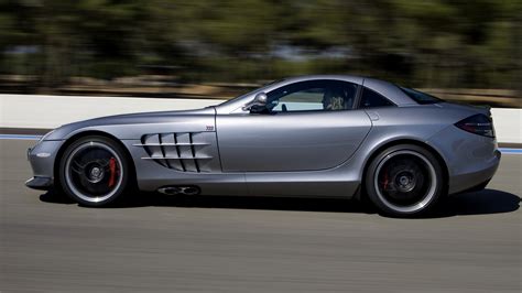 Mercedes-Benz SLR McLaren Wallpapers Images Photos Pictures Backgrounds