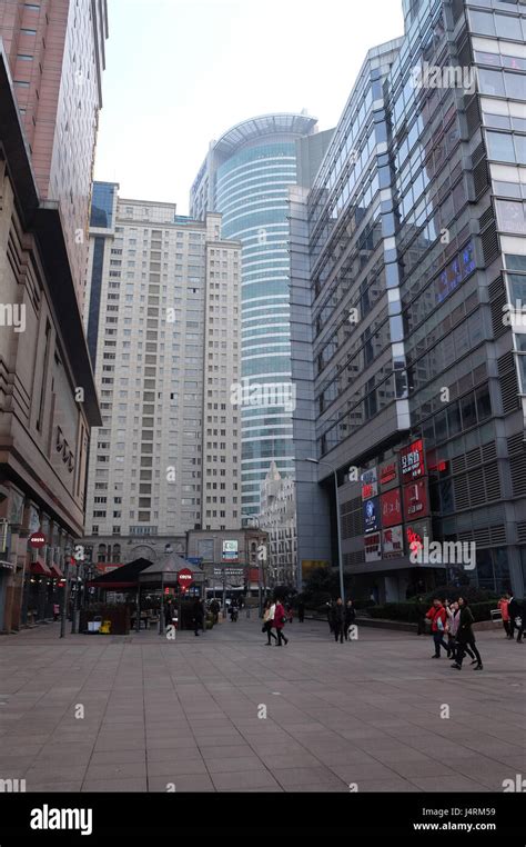 Nanjing Road Shopping Area Hi Res Stock Photography And Images Alamy