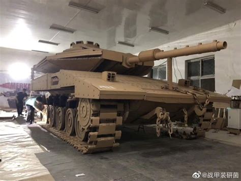 Artists Spend 48-Days Building a Life-Sized Merkava MK4 Tank Using ...