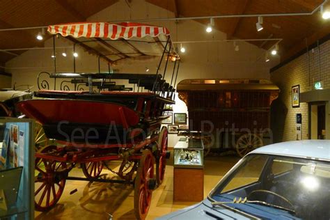 Pictures of Stockwood Discovery Centre museum, Stockwood Park, Luton, Bedfordshire LU1 4LX - See ...