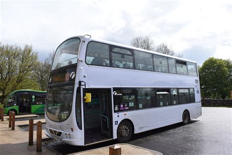 First York 37070 YK57FAA First York Volvo B9TL Wrig Flickr