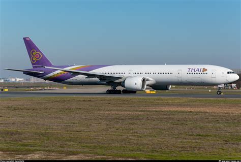 Hs Tkp Thai Airways Boeing Aler Photo By Daniel Apfel Id