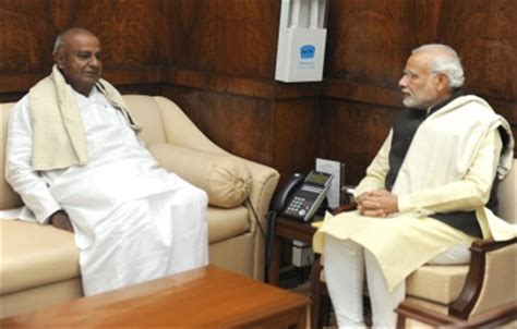 Deve Gowda Kin Meet Modi Bjp Jd S Seat Sharing To Be Finalised