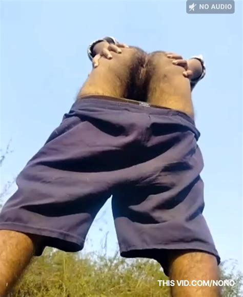 Indian guy showing ass in open field ThisVid 日本語で