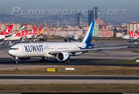 9K AOC Kuwait Airways Boeing 777 369ER Photo By Maximilian Kramer ID