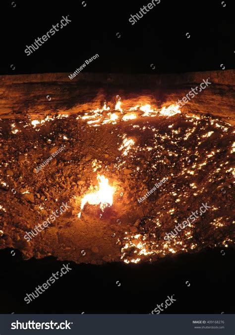 Door To Hell - Turkmenistan Stock Photo 409168276 : Shutterstock