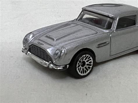 Hot Wheels X James Bond Aston Martin Db Hobbies Toys Toys Games On Carousell