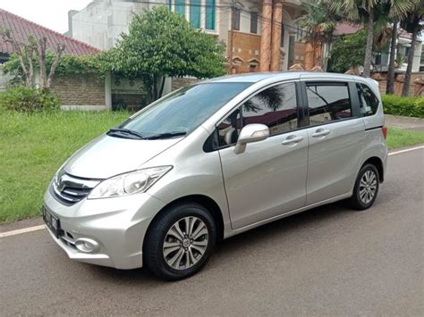 Honda Freed E Psd Cc Automatic Thn Mobilbekas