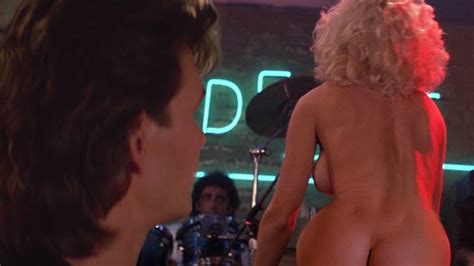 Post 4930467 Denise Fakes Johndalton Juliemichaels Patrickswayze Roadhouse Starartist