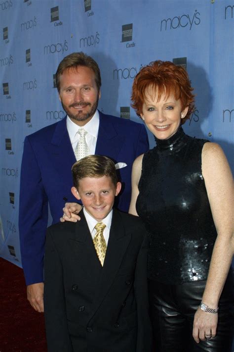 Reba McEntire and Narvel Blackstock's Relationship Timeline | Closer Weekly