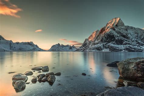 Sfondi Luce Del Sole Paesaggio Montagne Tramonto Mare Baia Lago