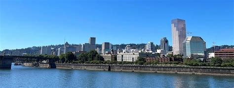 Small Bites Beijing Hot Pot Canard Pizza Machine And More Bridgetown Bites