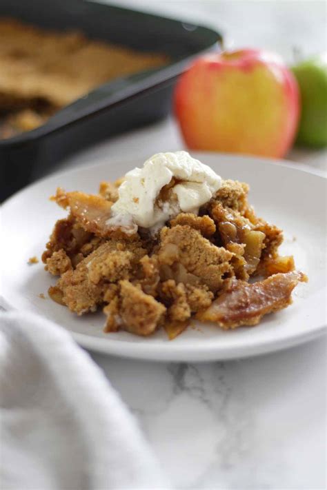 Vegan Apple Crumble Recipe - BakedbyClo | Vegan Dessert Blog