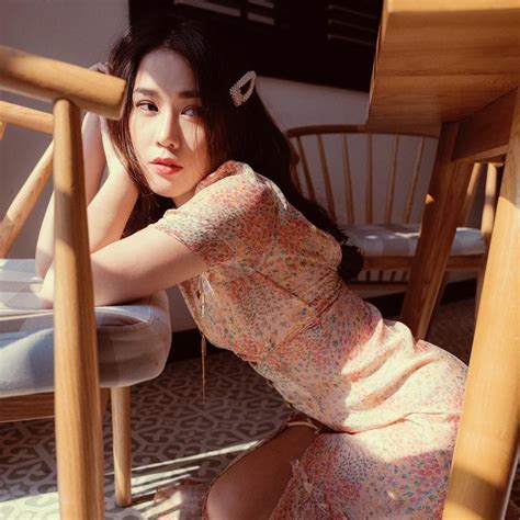 hot girl nhóm hài Người là mẹ đơn thân kẻ bị nghi lộ clip nóng