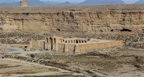 Famous Caravanserais In Iran You Should Visit EavarTravel