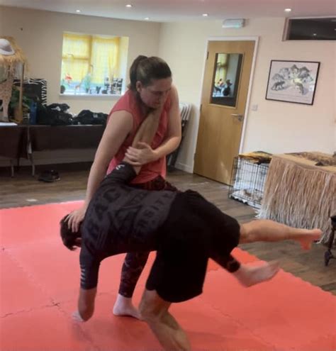 Crossfaces And Posture Disruption In Muay Thai Diary Entry Clubb