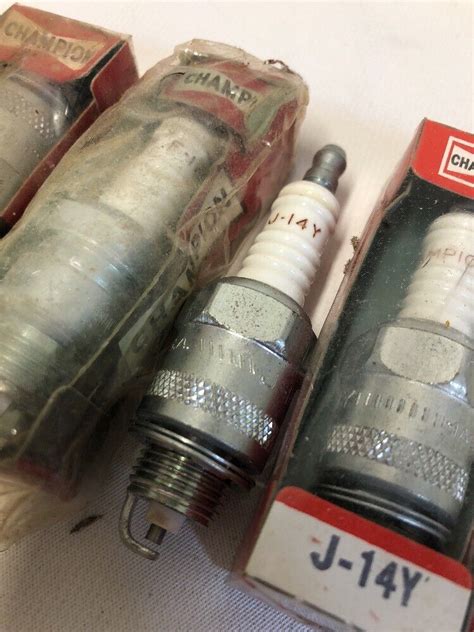 Vintage Nos Champion J Y Spark Plugs Ebay