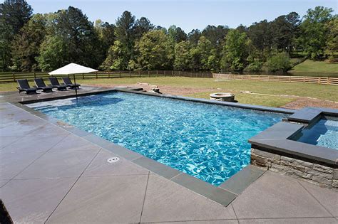 StoneScapes Puerto Rico Blend Small French Gray Small Pool Finishes