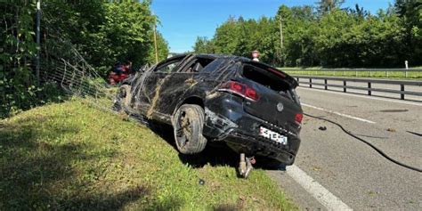 A52 Grüningen ZH Kollision fordert drei Verletzte