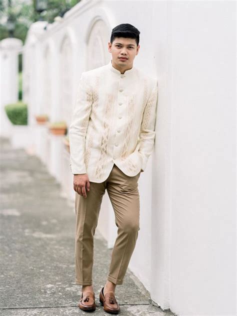 This Wedding Has Filipinana And Tropical Details You’ll Want In Your Mood Board Filipiniana