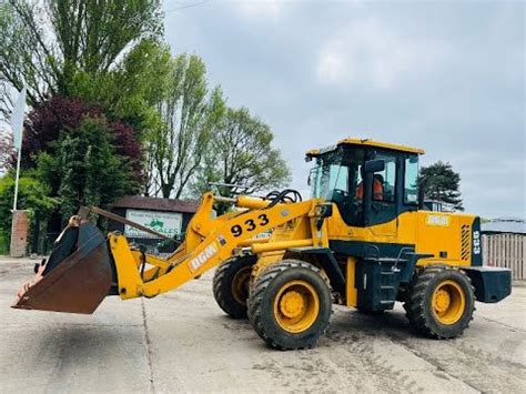 DGM 933 4WD LOADING SHOVEL YEAR 2015 1693 HOURS C W PERKINS TURBO