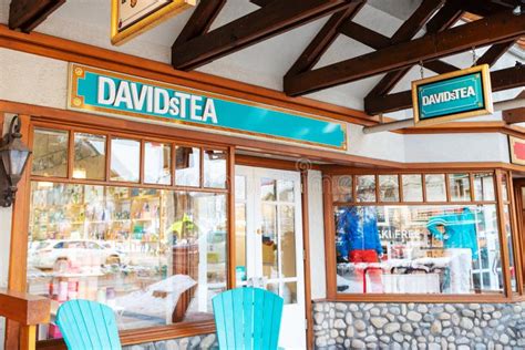 Loja De Davidstea Na Avenida Do Banff Em Alberta Canada Fotografia