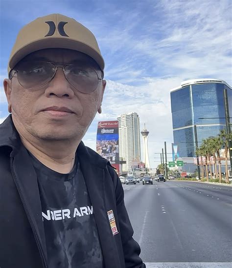 Ver - 𝗧𝗛𝗘 𝗬𝗘𝗔𝗥 𝗧𝗛𝗔𝗧 𝗪𝗔𝗦, at the road frequently travelled -- because it