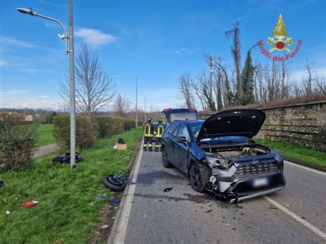 Tragedia A Biassono Giovane Motociclista Perde La Vita In Incidente