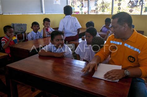 REKONSTRUKSI FASILITAS PENDIDIKAN PASCABENCANA ANTARA Foto