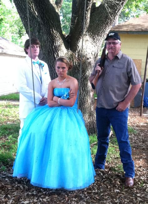 Pin By Janet Gallaway On Photo Ideas Prom Pictures Couples Prom