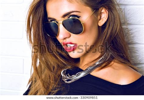 Close Portrait Stunning Sexy Brunette Woman Stock Photo 330909851 Shutterstock