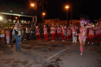 Cultura Divulga Atra Es Do Carnalegria Prefeitura Tr S Lagoas