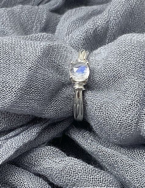 Echte Maansteen Ring Sterling Zilver Ronde Snede Blauwe Etsy