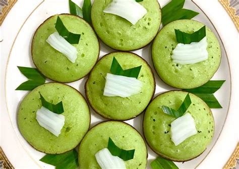 Resep Pukis Pandan Kelapa Muda Oleh Yashella Tirana Cookpad