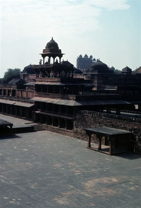 Fatehpur Sikri, Panch Mahal - Larry Speck